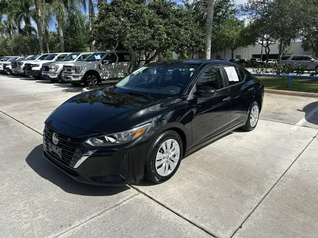2024 Nissan Sentra S photo 18