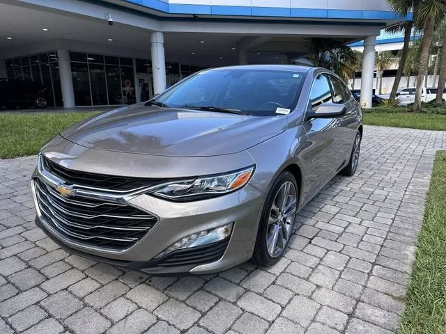 2024 Chevrolet Malibu 2LT photo 20