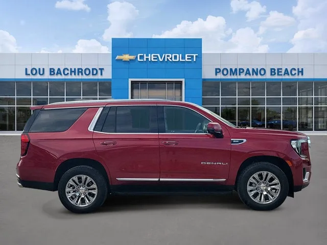 2024 GMC Yukon Denali photo 2