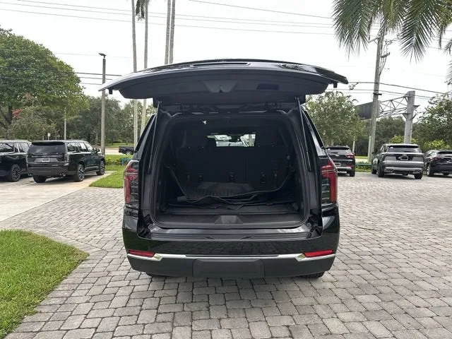 2026 Chevrolet Suburban LS photo 28
