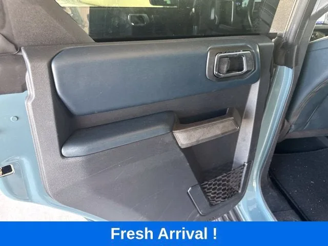 2022 Ford Bronco Base photo 13