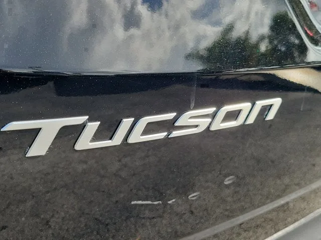 2025 Hyundai Tucson SE photo 11
