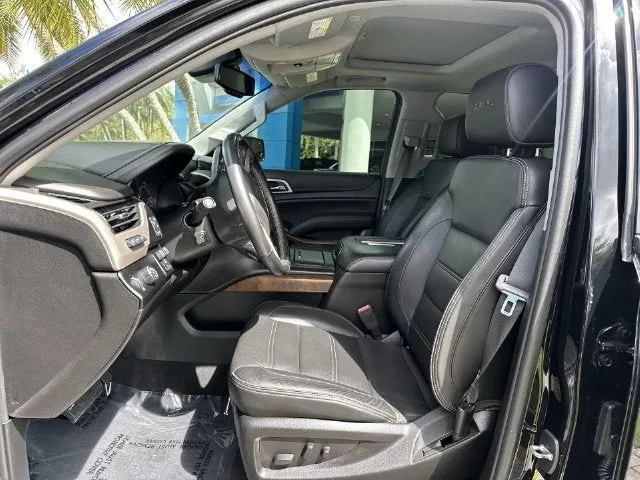2019 GMC Yukon Denali photo 30