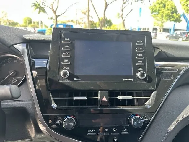 2024 Toyota Camry SE photo 24