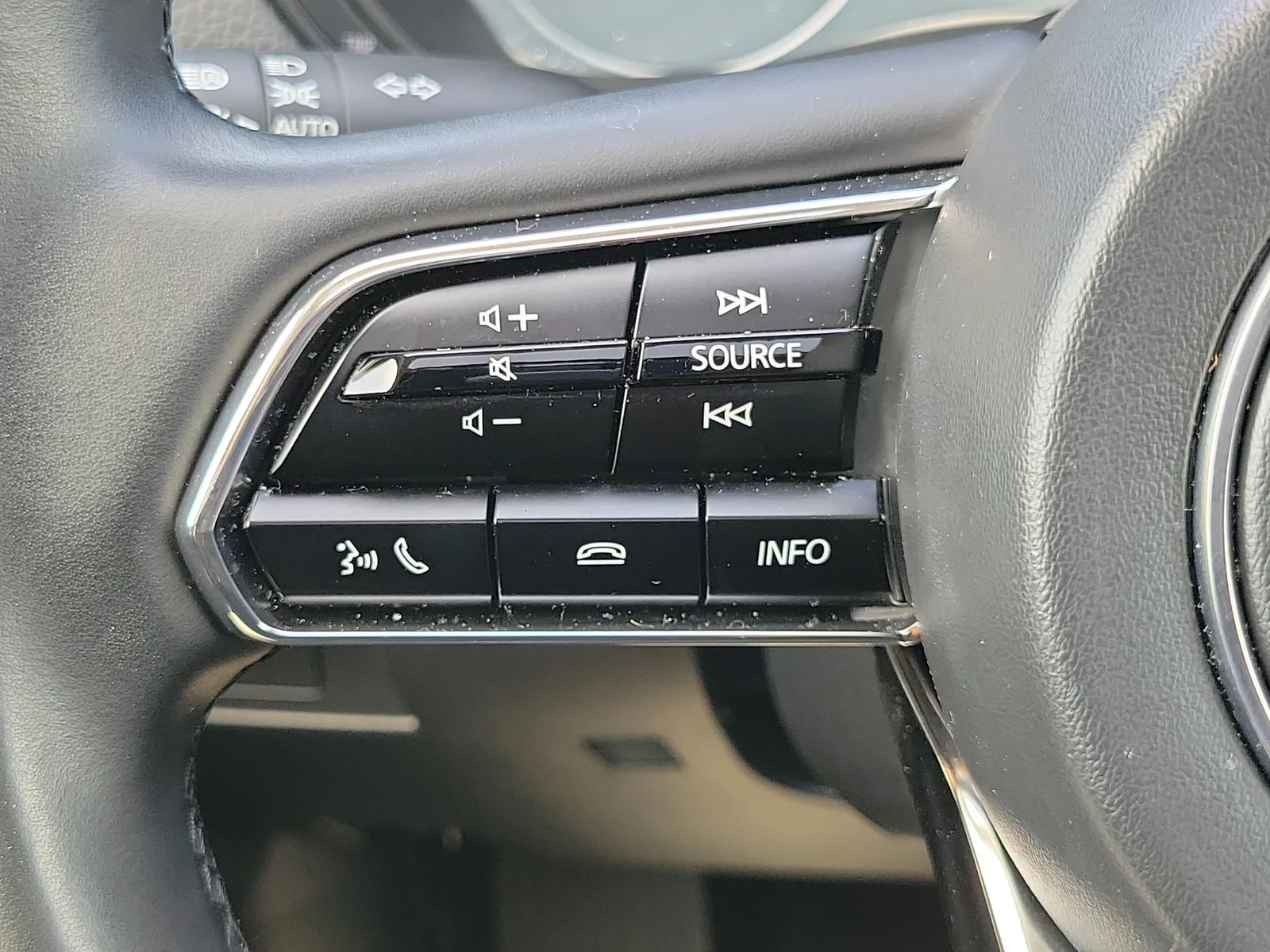 2024 Mazda CX-90 3.3 Turbo Preferred photo 28