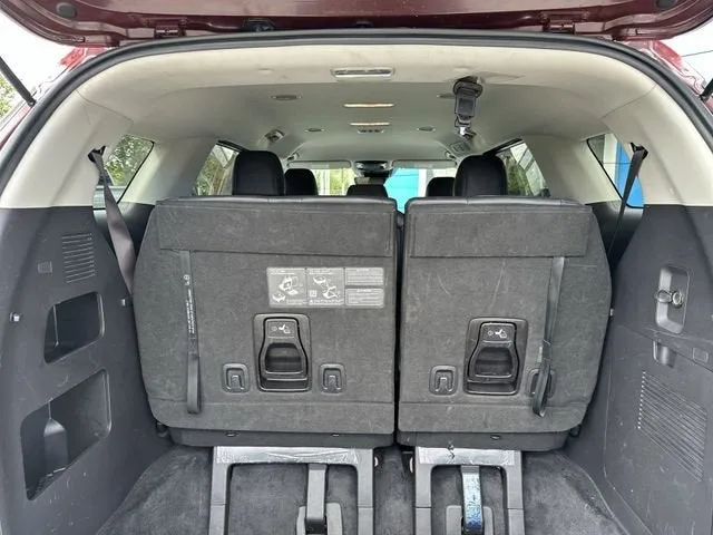 2024 Kia Carnival LX photo 28
