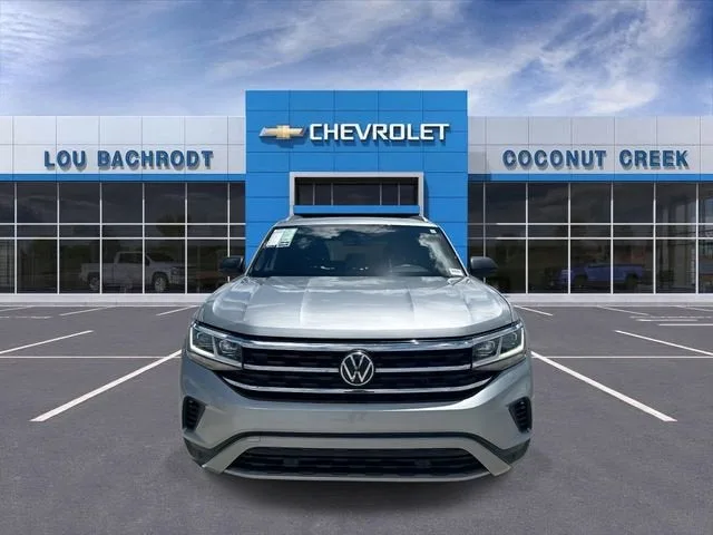 2022 Volkswagen Atlas Cross Sport 2.0T SE w/Technology photo 3