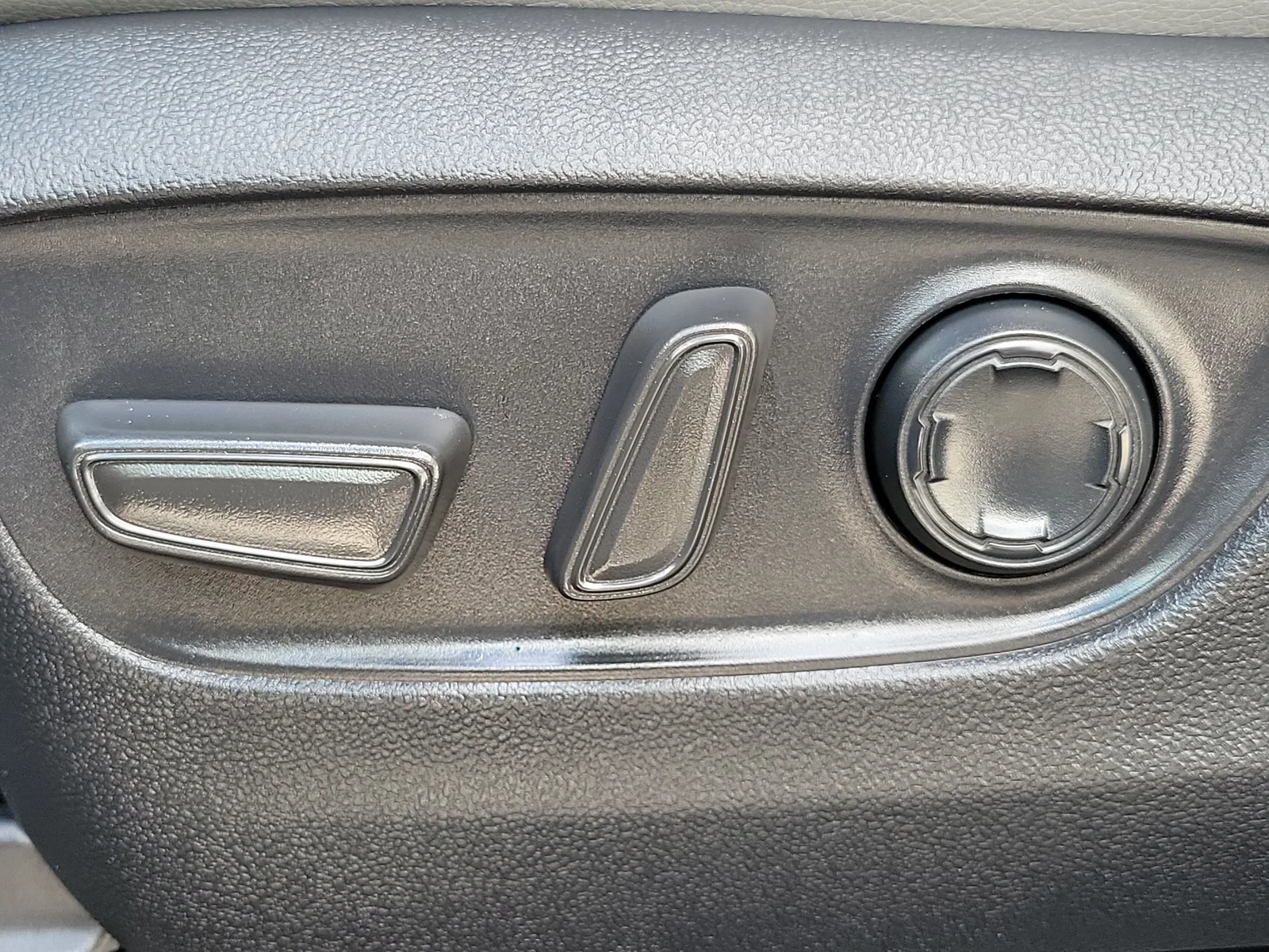 2026 Toyota Sienna XLE photo 25
