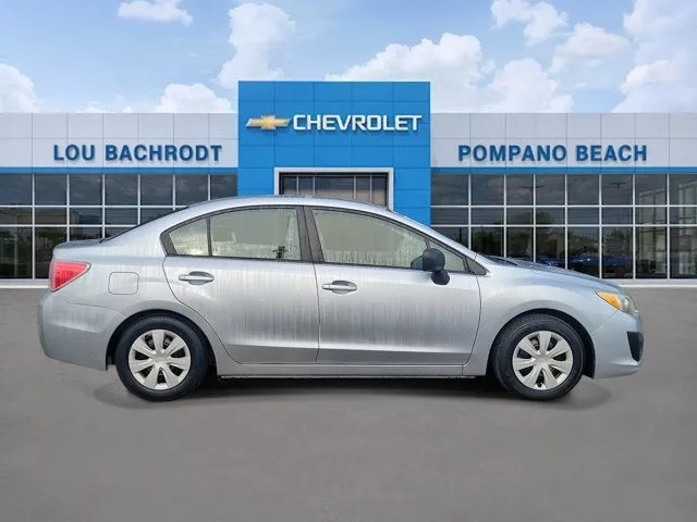 2012 Subaru Impreza Sedan 2.0i photo 2