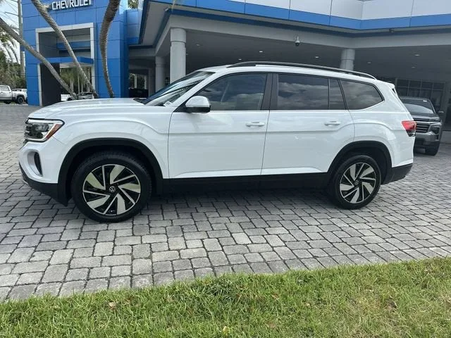 2024 Volkswagen Atlas 2.0T SE w/Technology photo 32