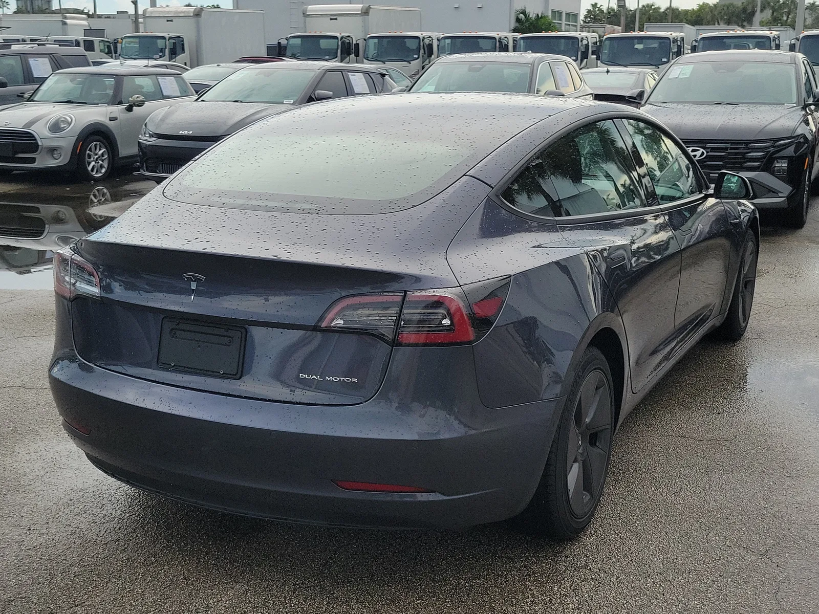 2022 Tesla Model 3 Long Range photo 5