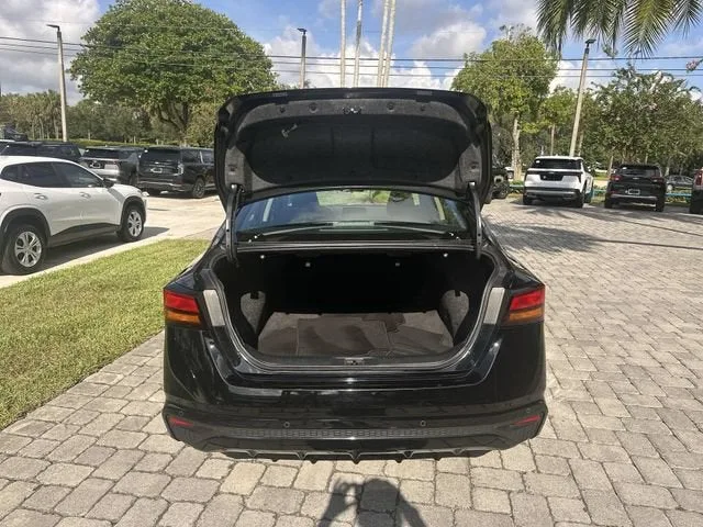 2025 Nissan Altima SV photo 28