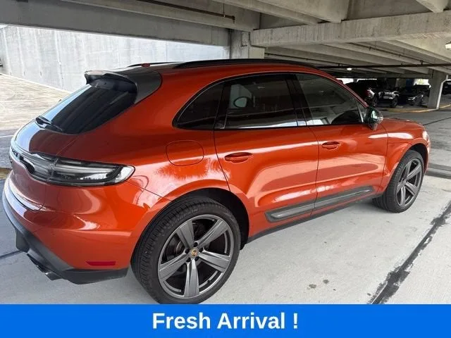 2024 Porsche Macan 4DR AWD photo 16