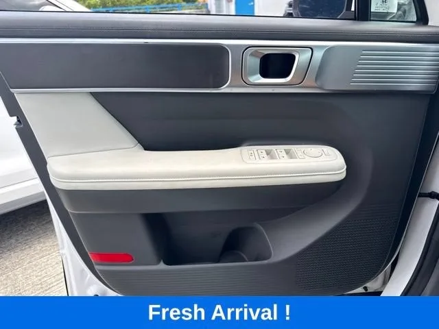 2025 Hyundai Santa Fe SEL photo 11