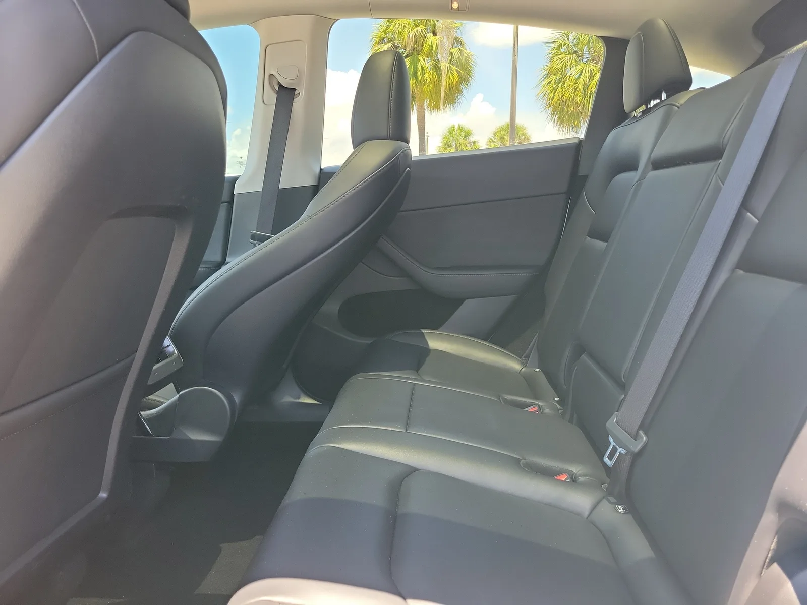 2023 Tesla Model Y Performance photo 15