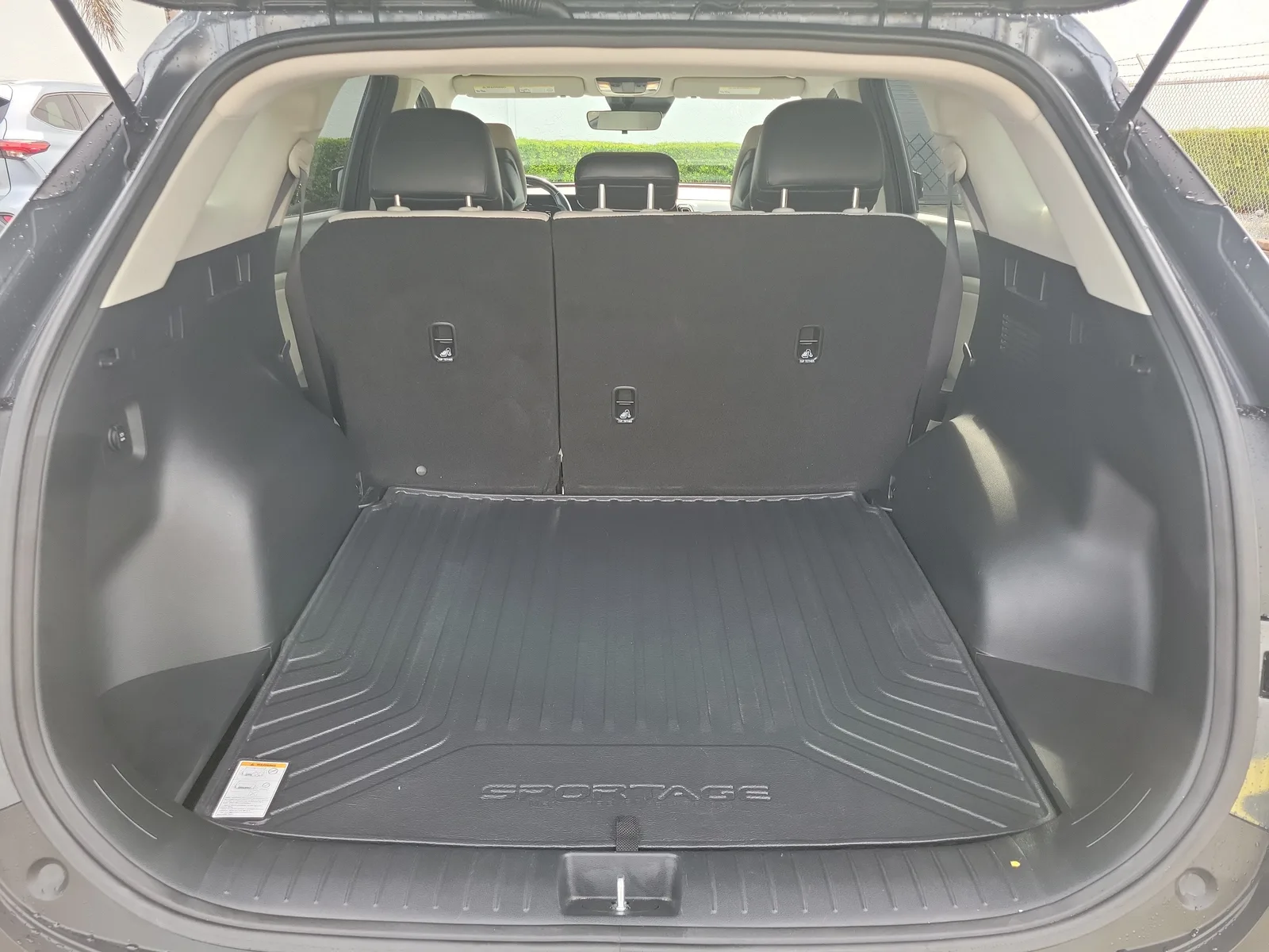 2023 Kia Sportage EX photo 12