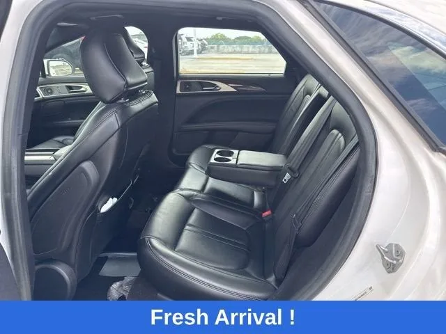2020 Lincoln MKZ Reserve photo 3