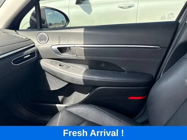 2023 Hyundai Sonata Limited photo 12