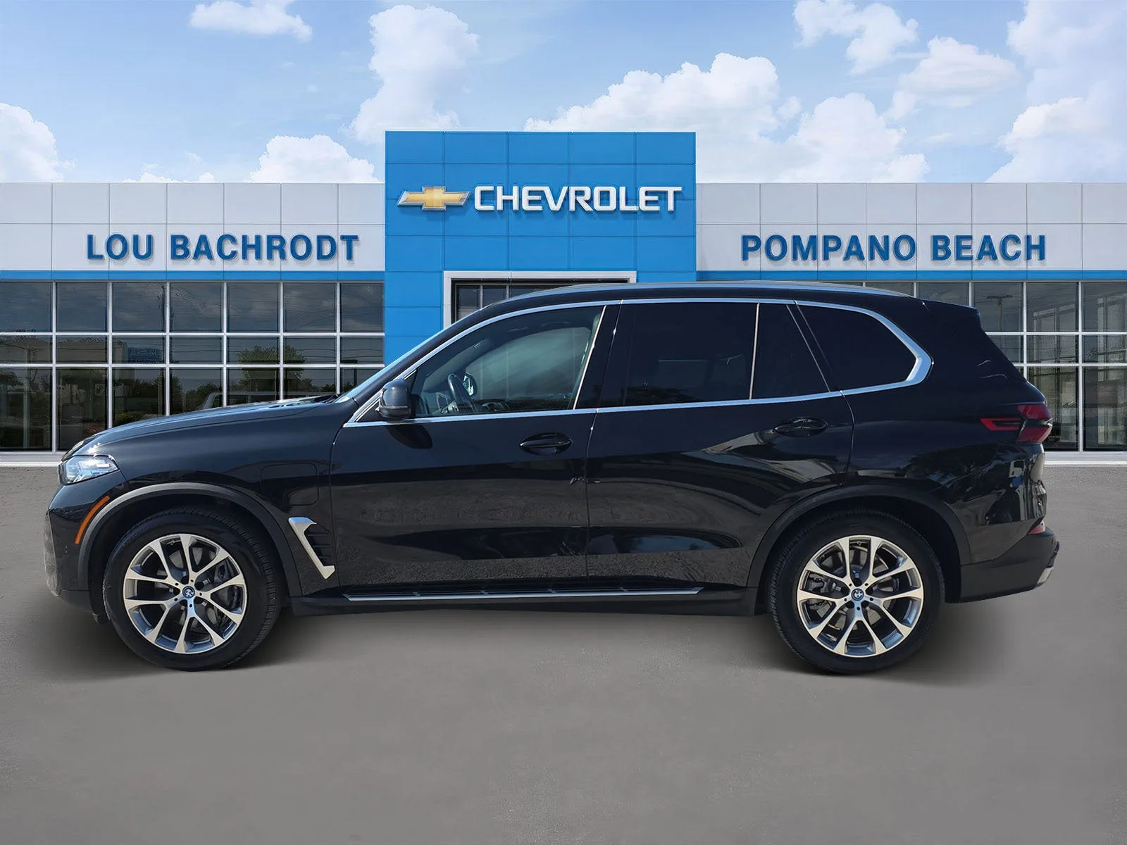 2025 BMW X5 xDrive50e photo 4
