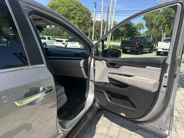 2024 Honda Odyssey EX-L photo 23