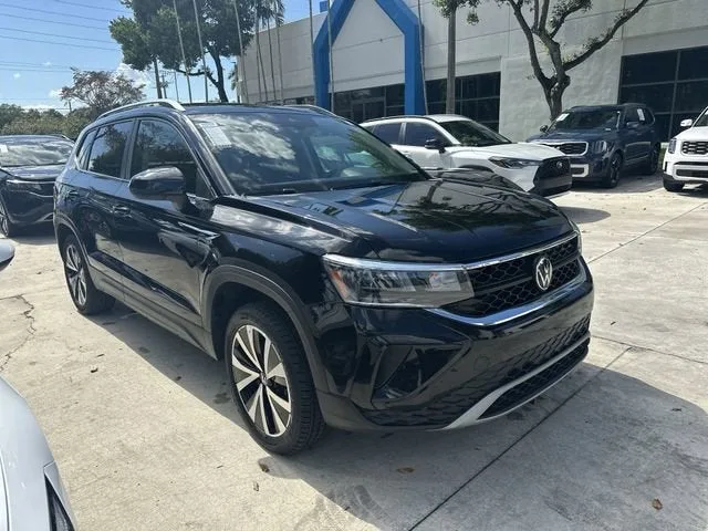 2024 Volkswagen Taos SE photo 27