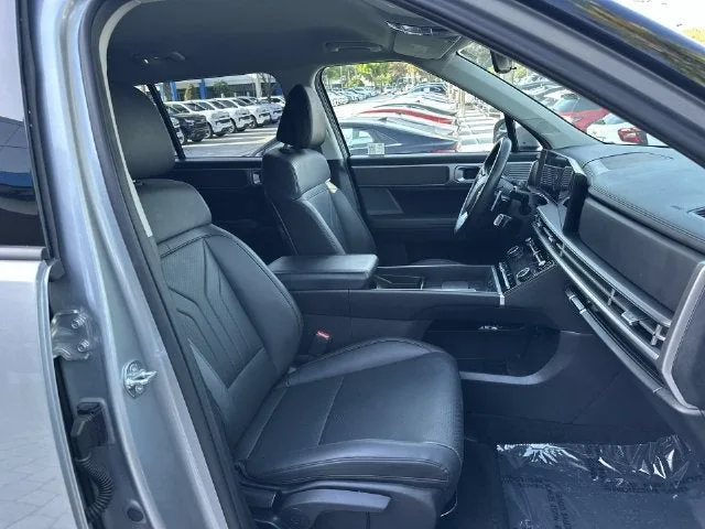 2025 Hyundai Santa Fe SEL photo 29