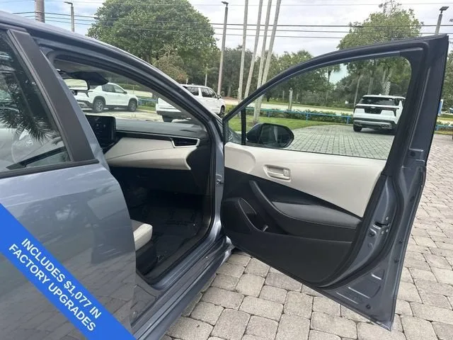 2024 Toyota Corolla LE photo 23