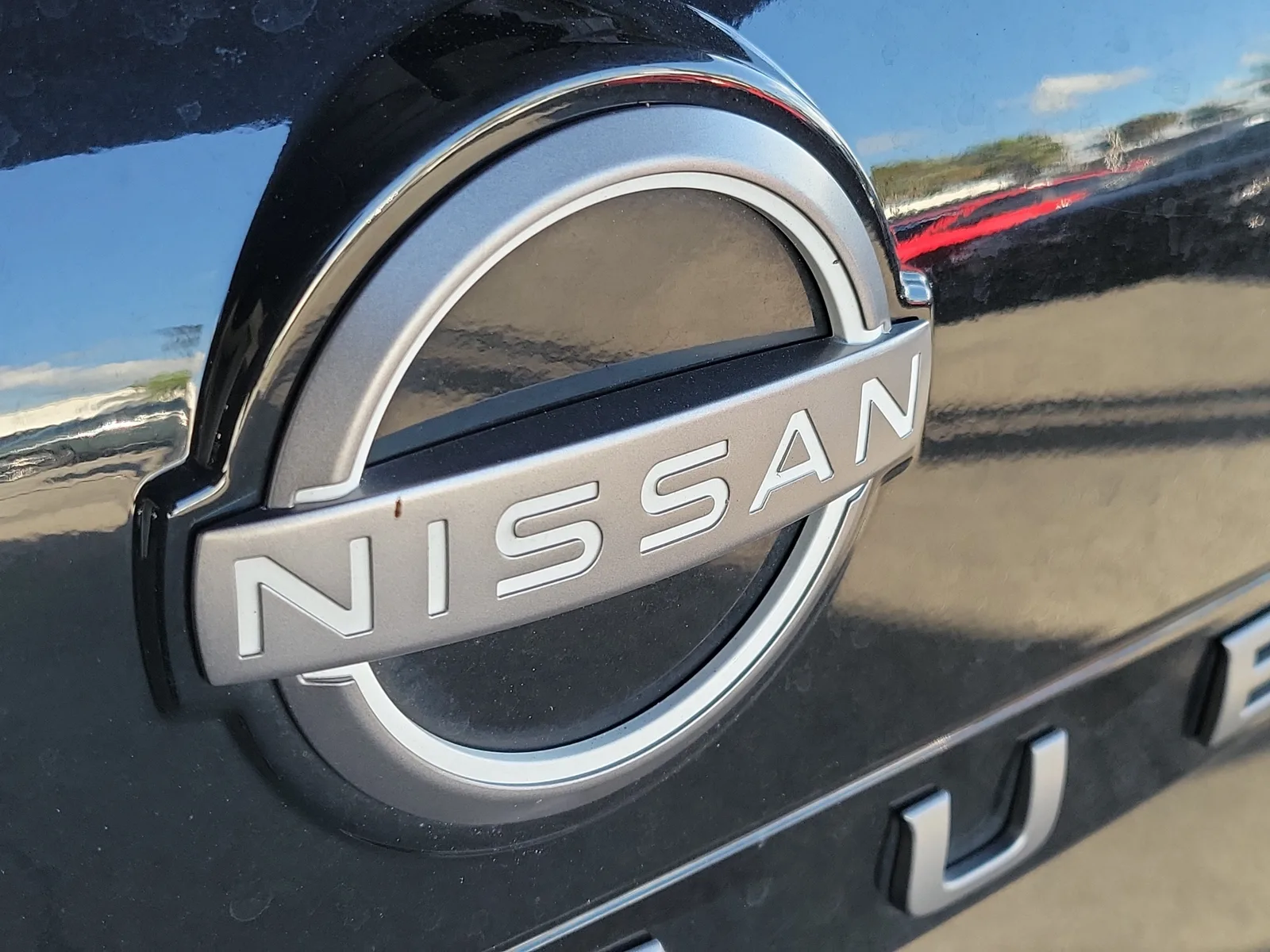2025 Nissan Rogue SV photo 12