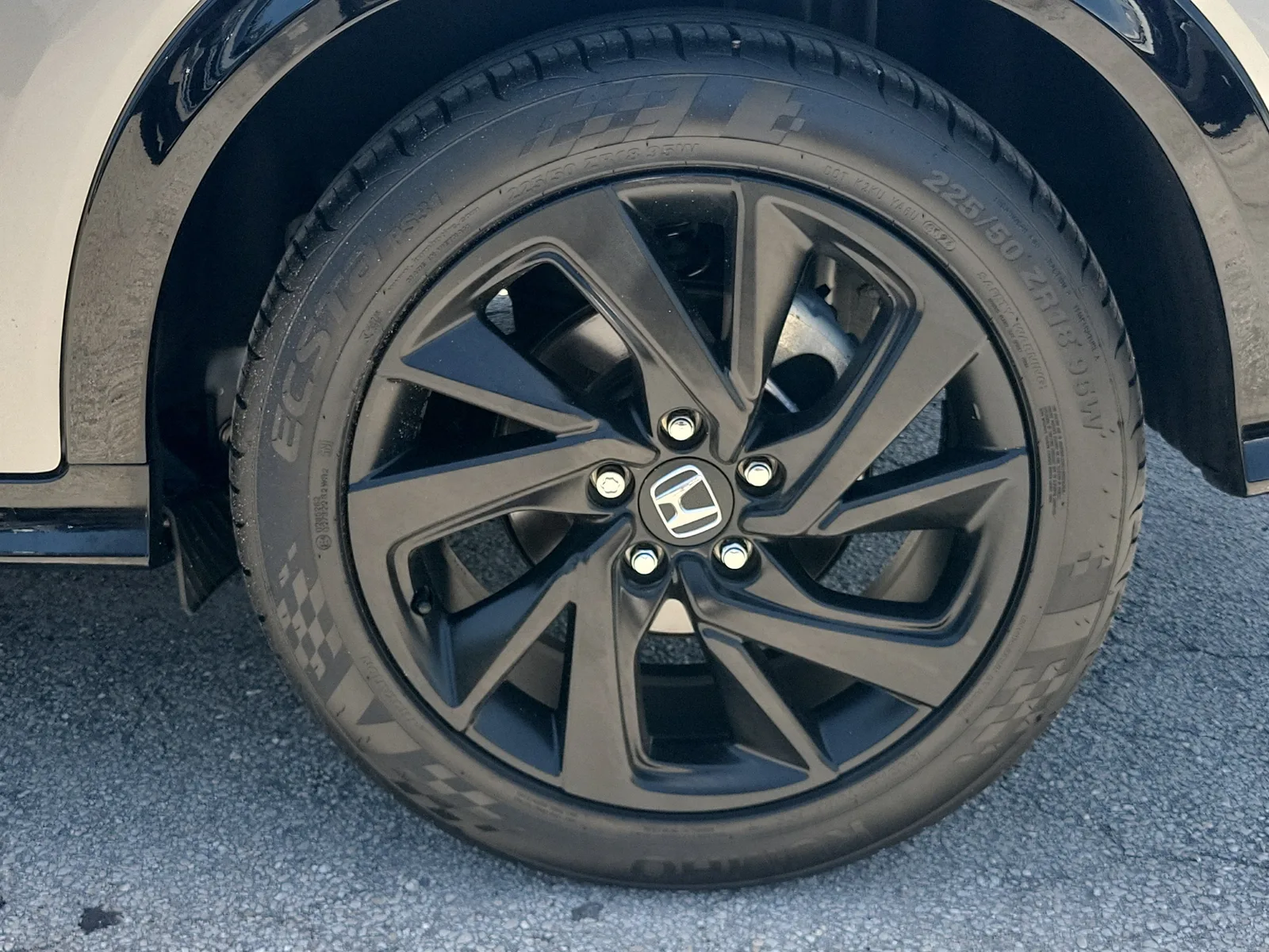 2022 Honda HR-V Sport photo 2