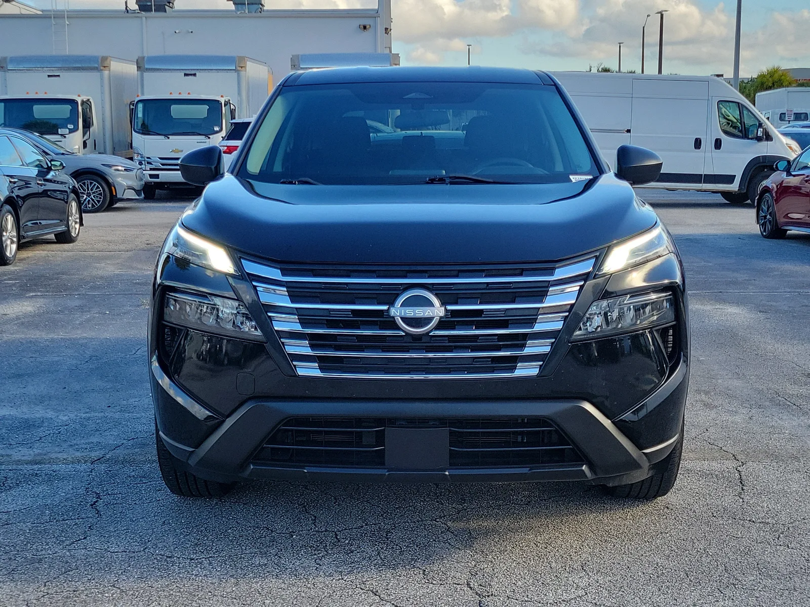 2024 Nissan Rogue S photo 8