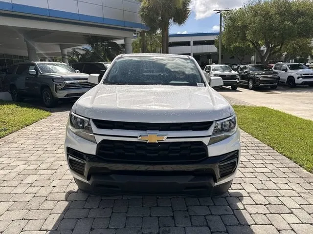 2022 Chevrolet Colorado 2WD LT photo 18