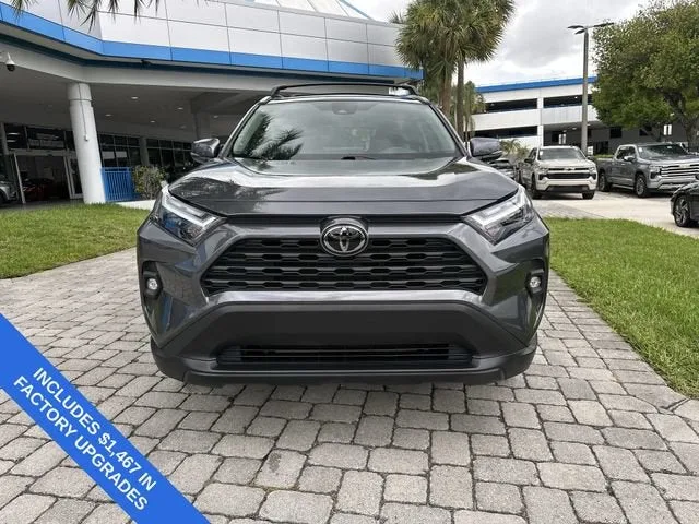 2024 Toyota RAV4 XLE Premium photo 19