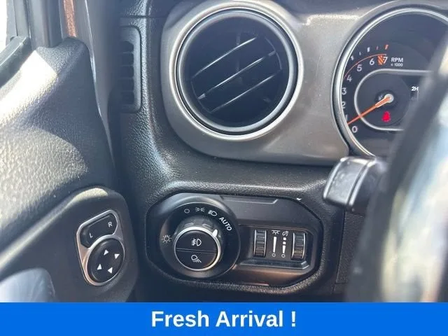 2022 Jeep Gladiator Sport S photo 8