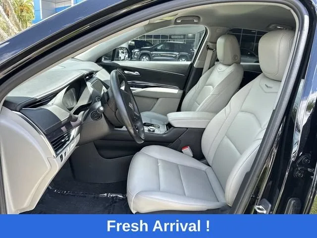 2023 Cadillac XT4 Luxury photo 30