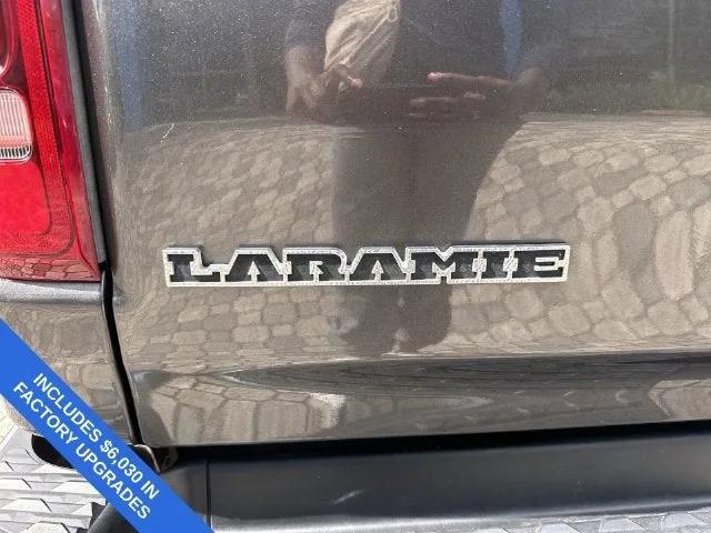 2024 RAM 1500 Laramie photo 38