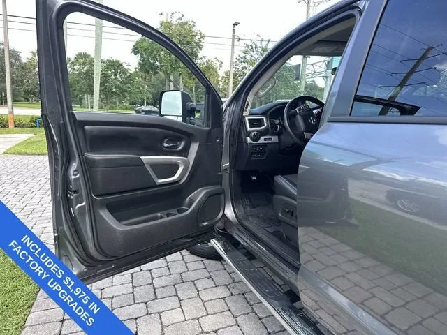 2019 Nissan Titan XD PRO-4X photo 22