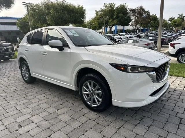 2024 Mazda CX-5 2.5 S Preferred Package photo 16