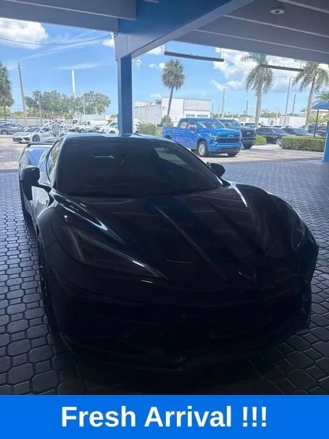 2022 Chevrolet Corvette Stingray 2LT photo 3