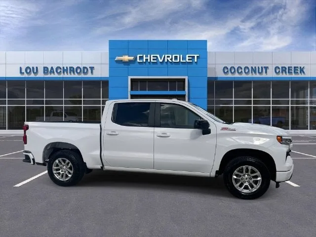 2024 Chevrolet Silverado 1500 RST photo 9