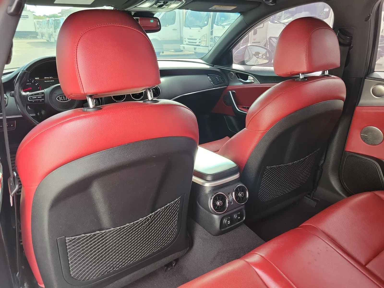 2020 Kia Stinger GT1 photo 16