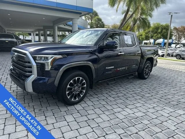 2022 Toyota Tundra 4WD Limited photo 31