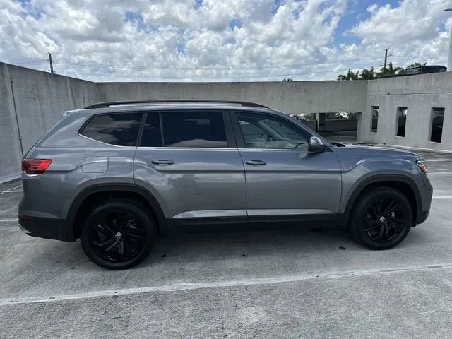 2022 Volkswagen Atlas 2.0T SE w/Technology photo 38