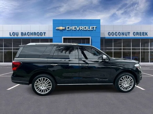 2022 Ford Expedition Platinum photo 9