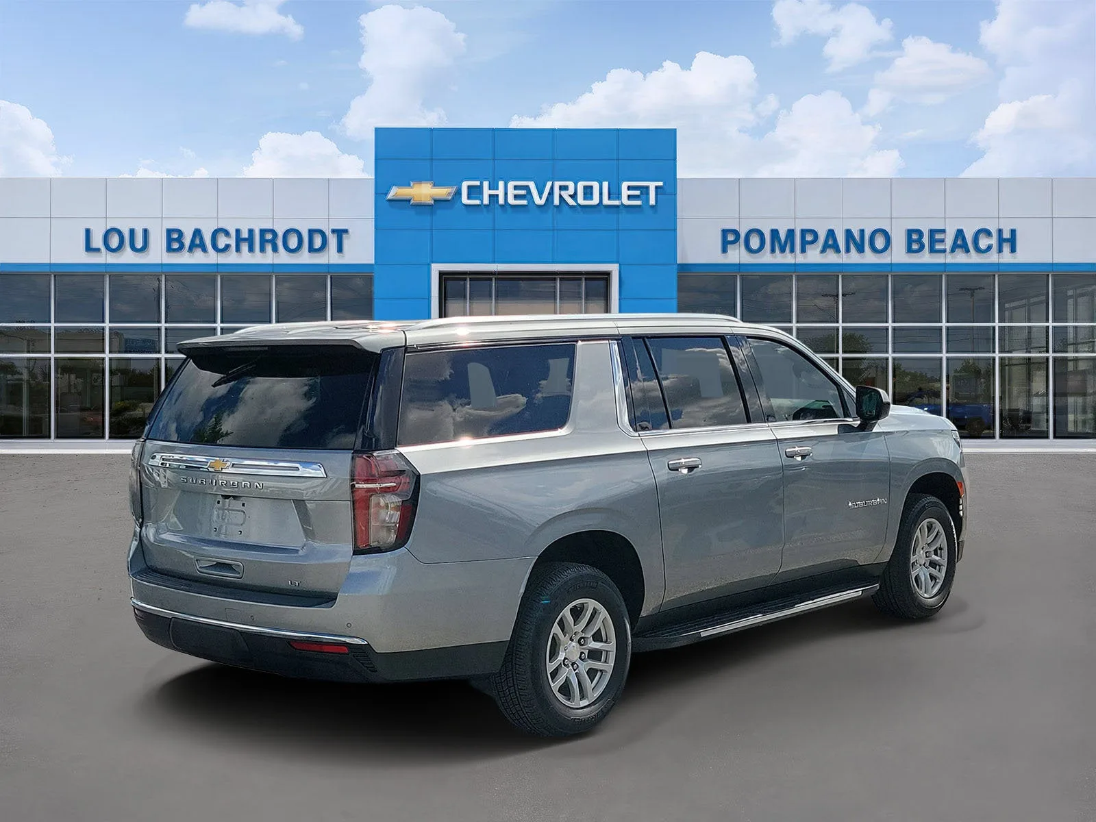 2024 Chevrolet Suburban LT photo 3
