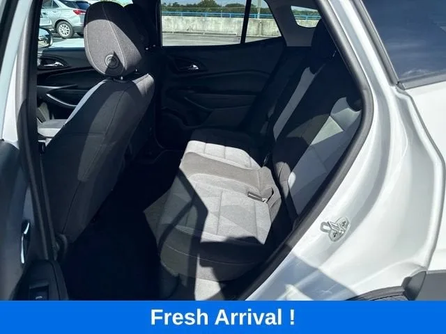 2025 Chevrolet Trax LS photo 3