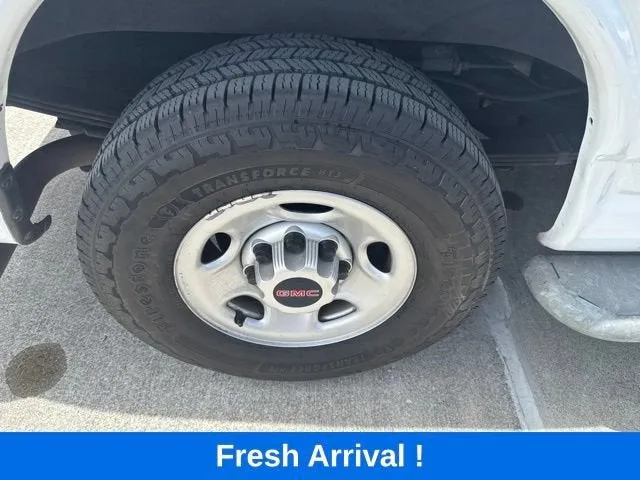 2019 GMC Savana Cargo 2500 VAN 2500 RWD 135" photo 22