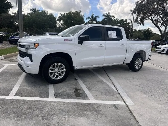 2024 Chevrolet Silverado 1500 RST photo 31