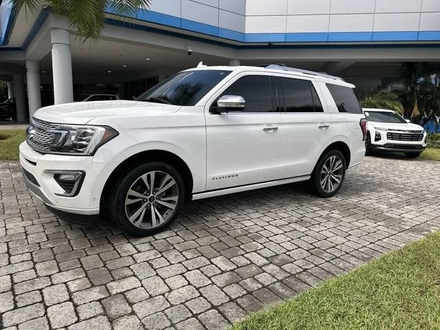 2020 Ford Expedition Platinum photo 21