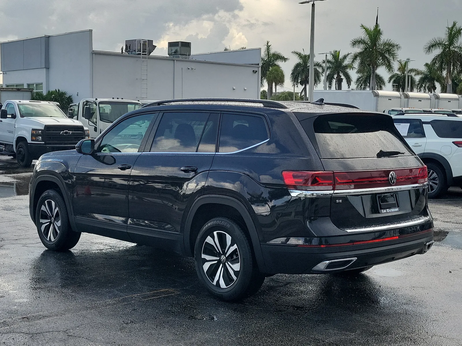 2024 Volkswagen Atlas 2.0T SE photo 5