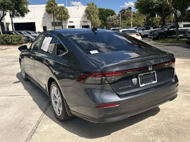 2025 Honda Accord Sedan LX photo 32